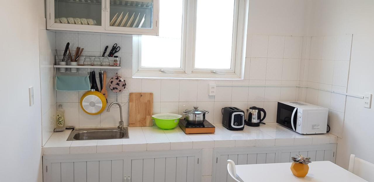 Chic Studio Homestay Хуе Екстериор снимка