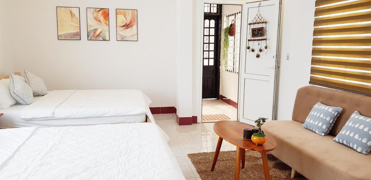Chic Studio Homestay Хуе Екстериор снимка